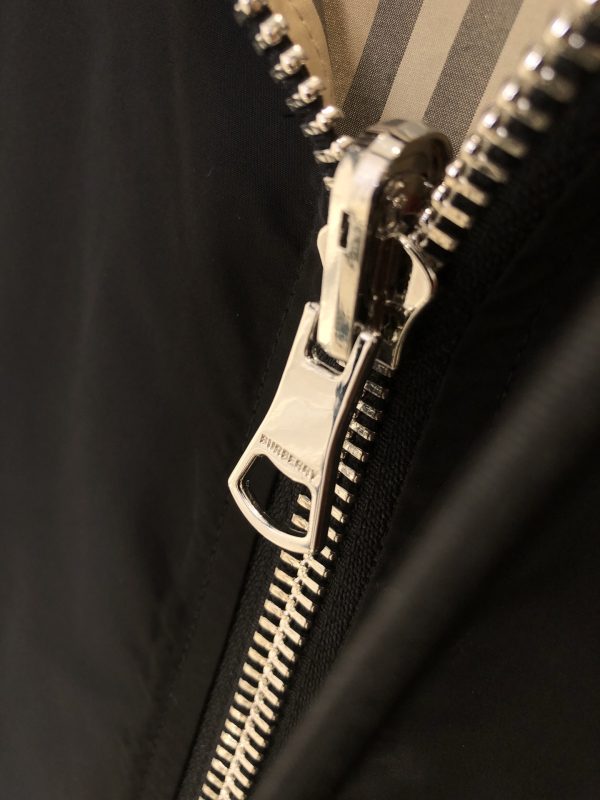 reversible jacket #2507031500 - Image 9