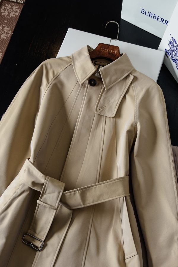trench coat #2504150840 - Image 8