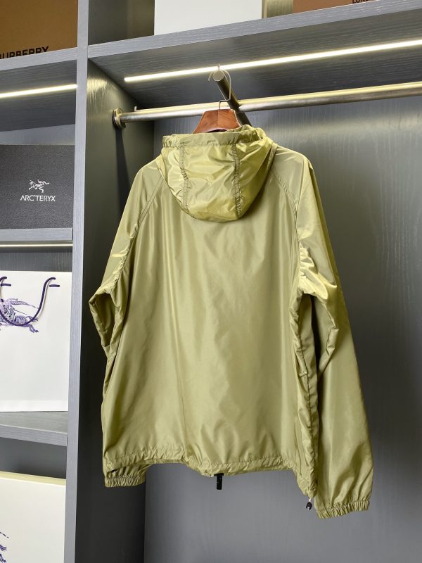jacket #2506271615 - Image 6
