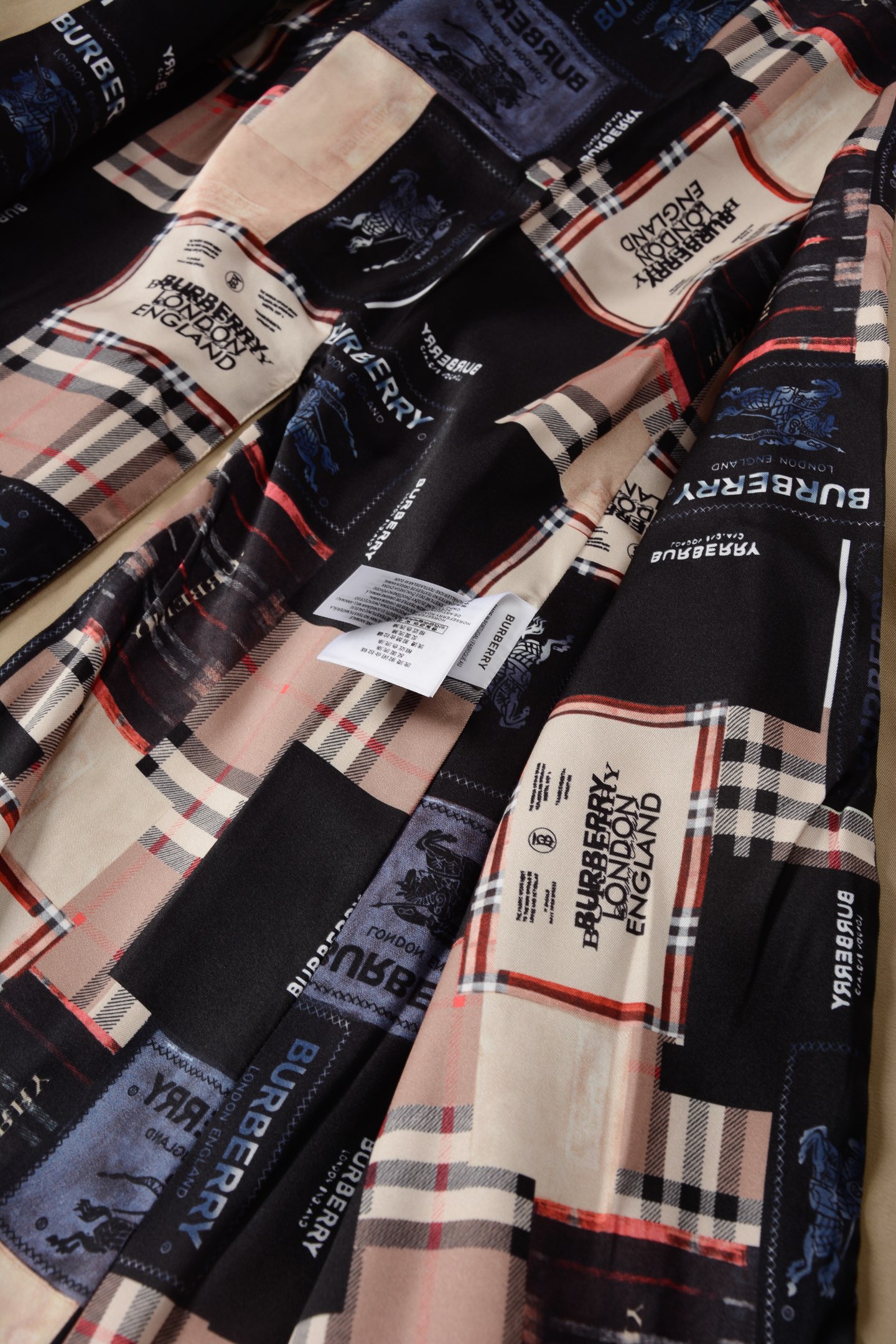 trench coat #2510310818 - Image 7