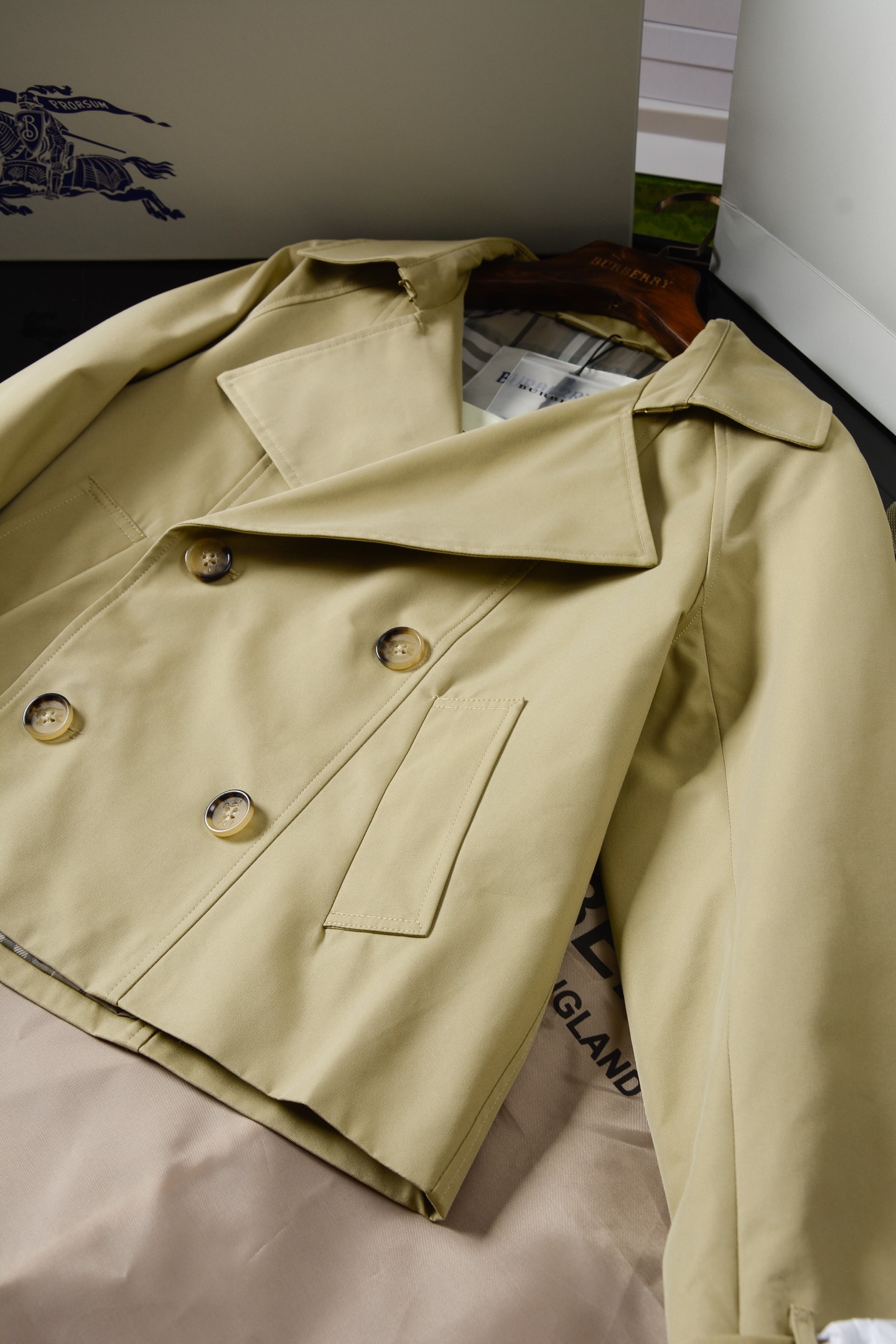 trench coat #2510290909 - Image 2