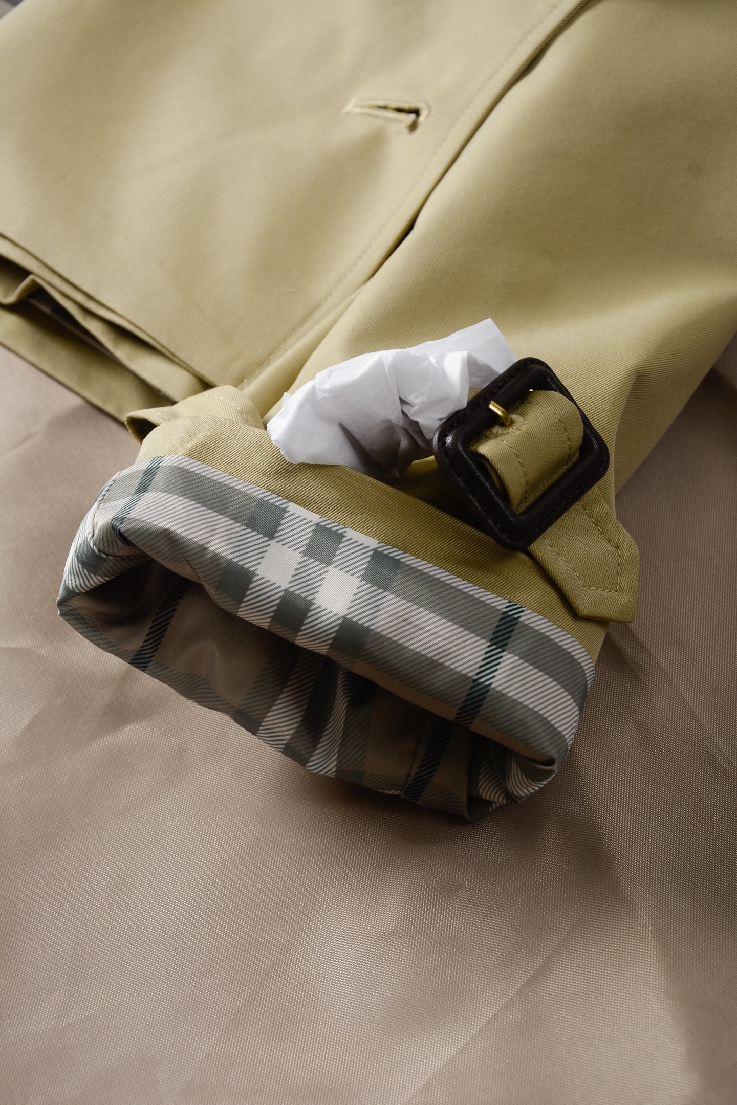 trench coat #2510290909 - Image 3