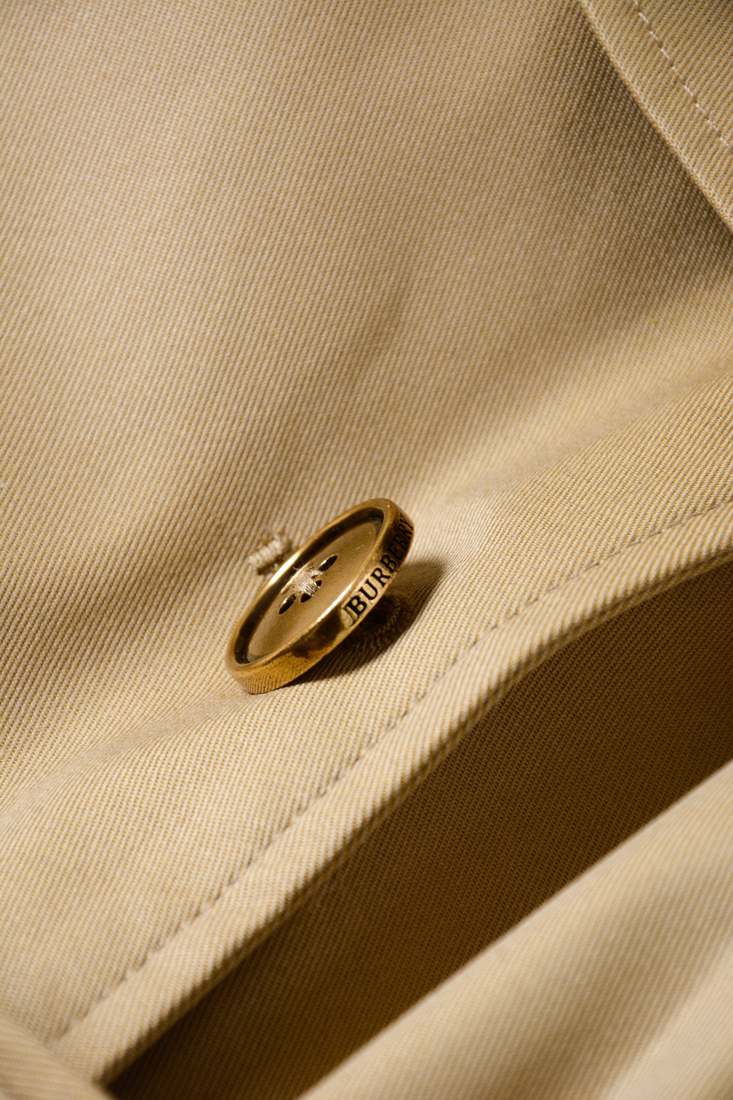 trench coat #2510300825 - Image 5