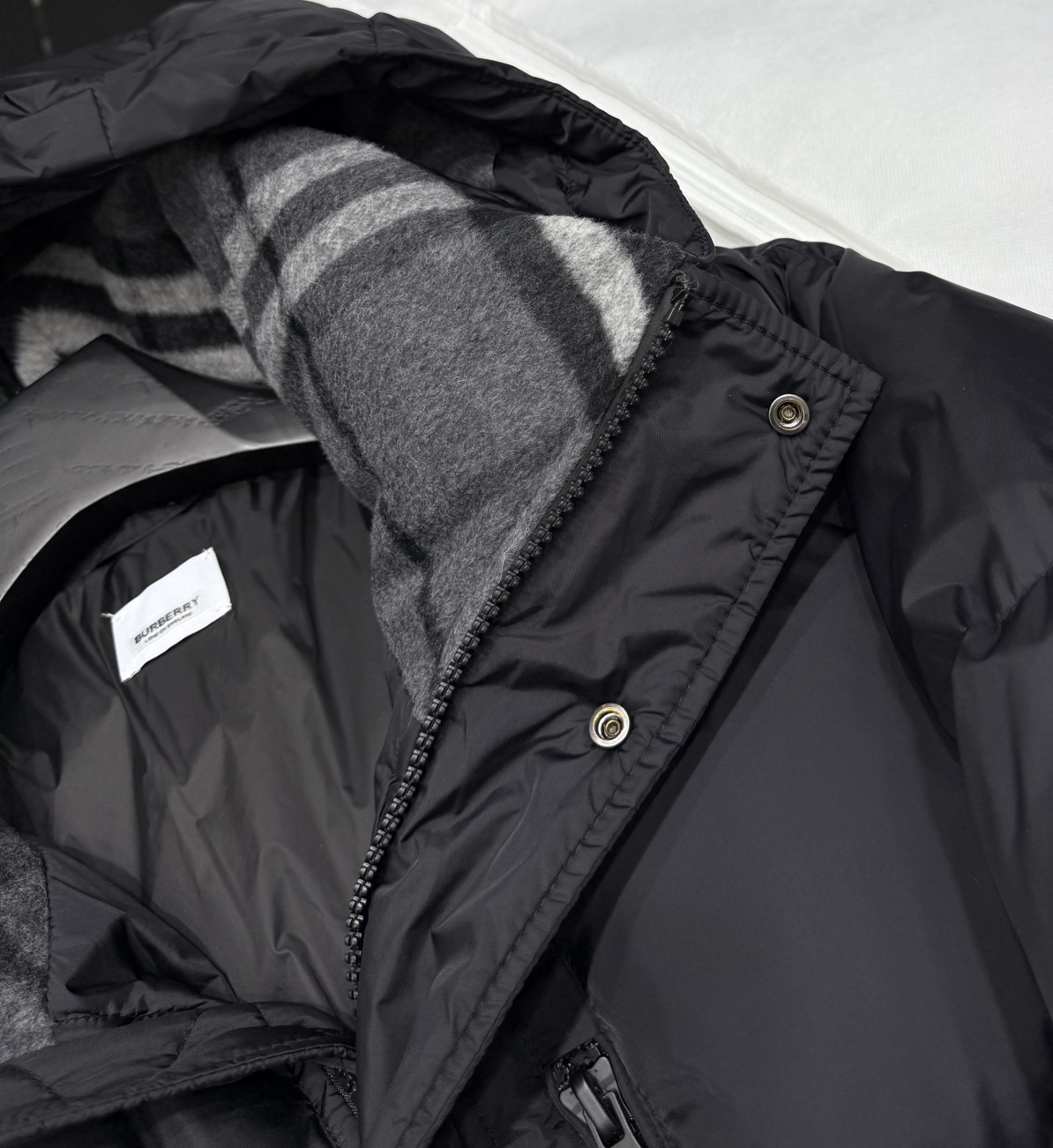 puffer coat #2511180612 - Image 3